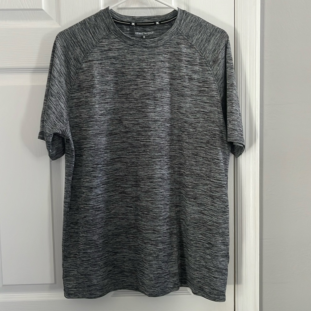 Men's Kenneth Cole Short Sleeve T-Shirt - Size M